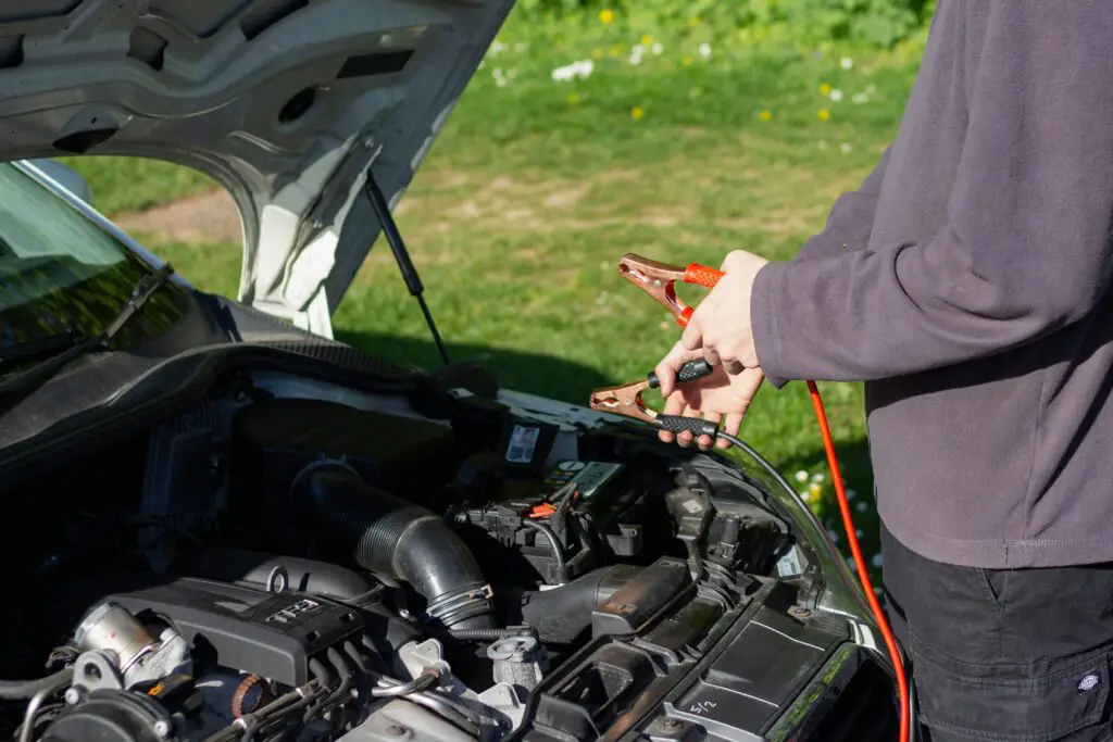 How to charge a car battery at home?