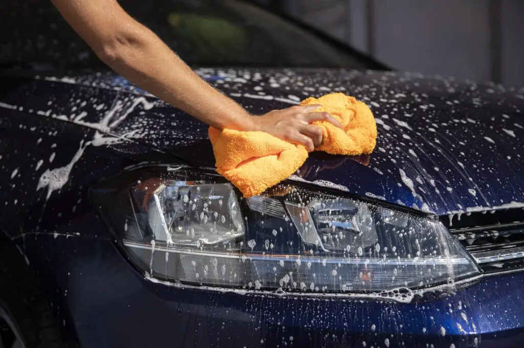 How to wash a car by hand?