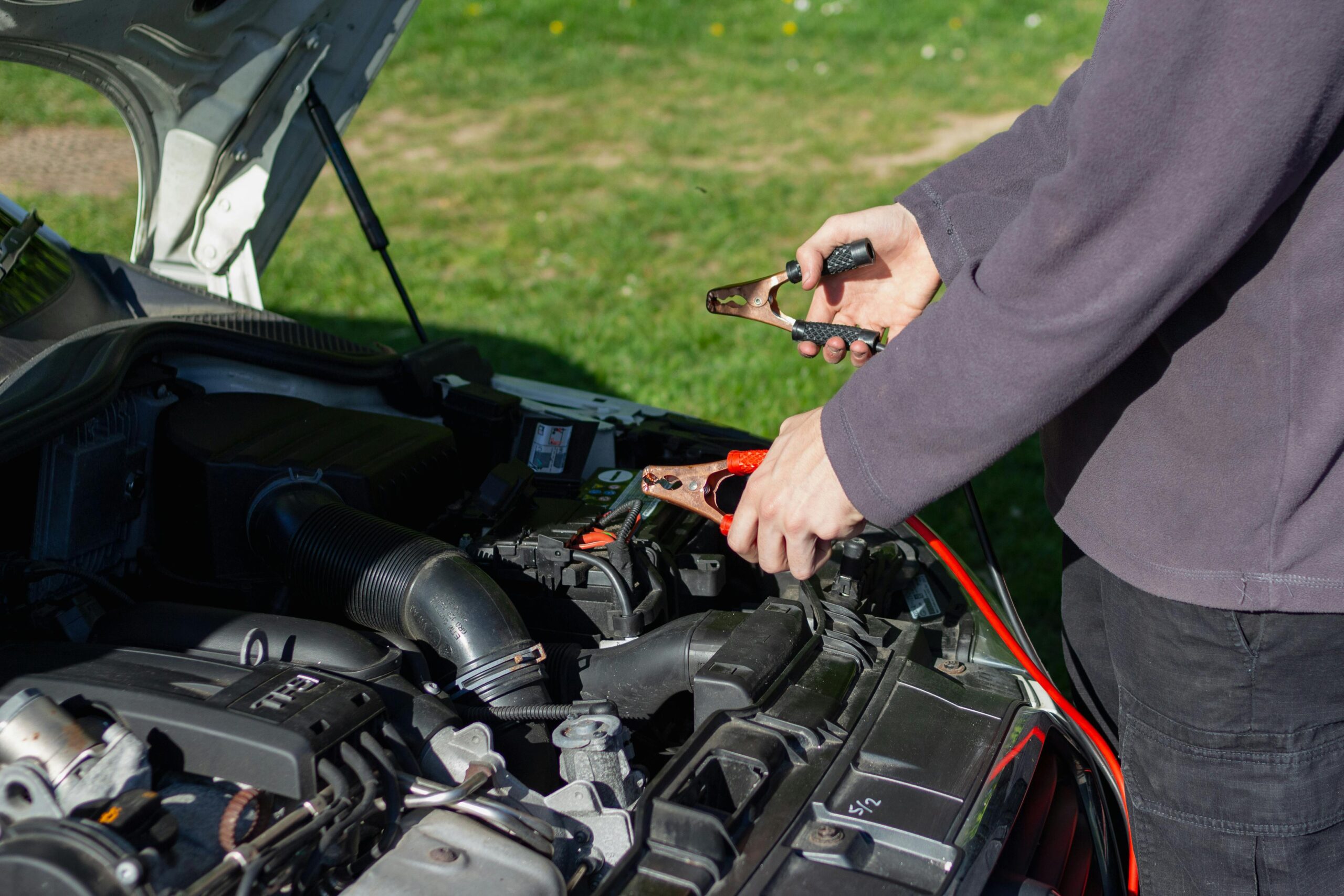Can I Charge My Car Battery Without Disconnecting It? Chikwem
