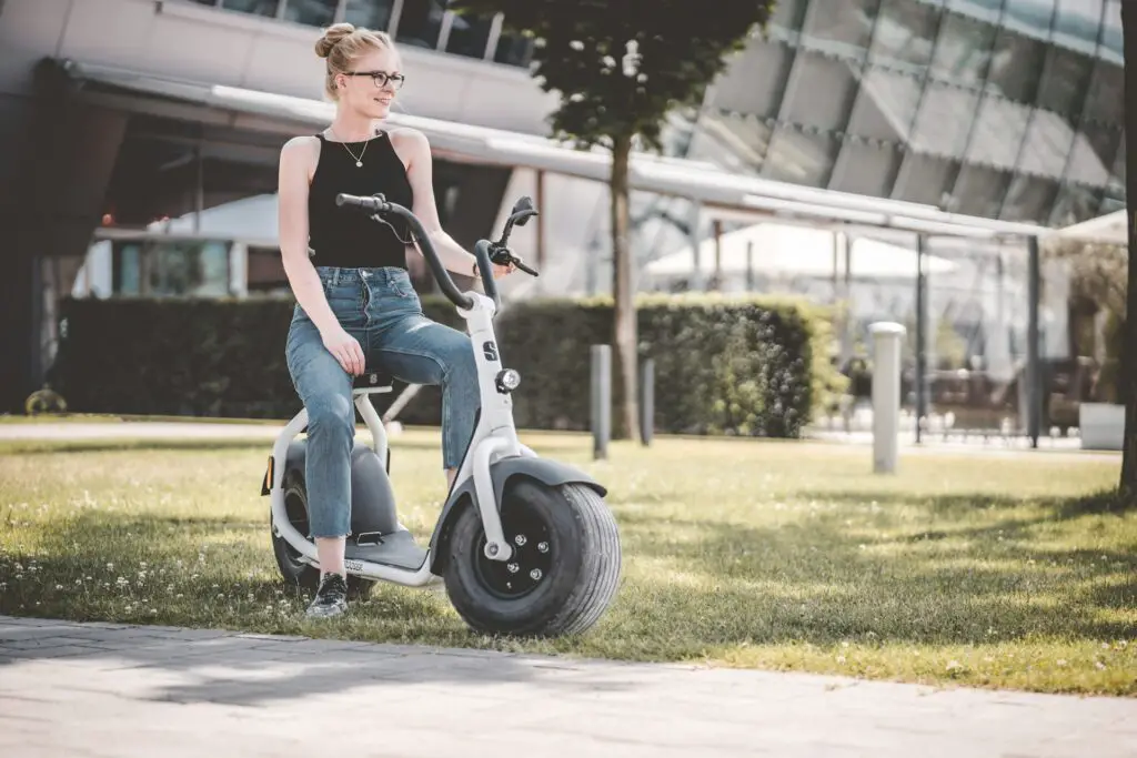 what to look for when buying an electric scooter